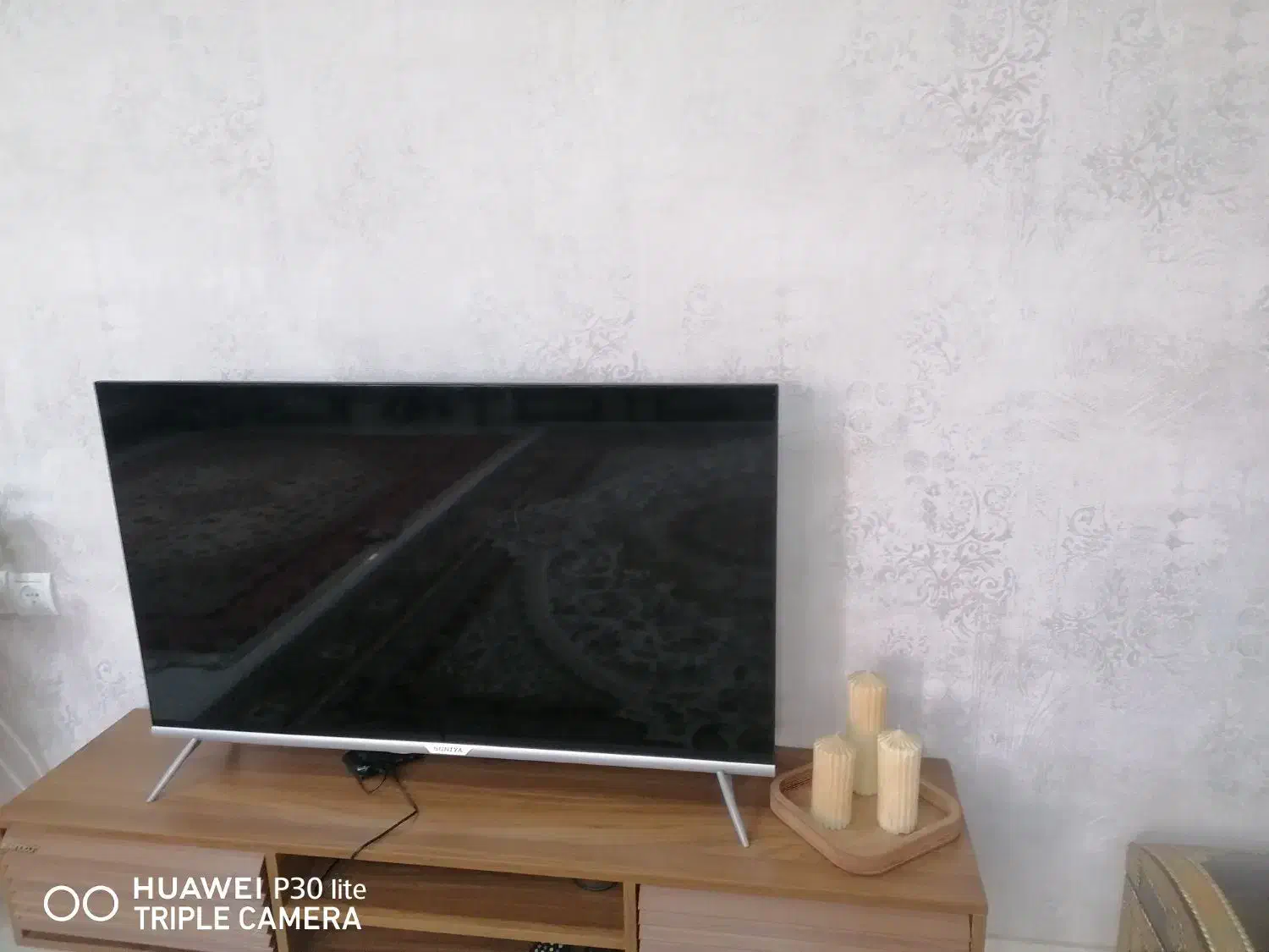 تلویزیون سونیا(soniya) پنل شکسته|تلویزیون و پروژکتور|فردیس, شهرک هفده شهریور|دیوار