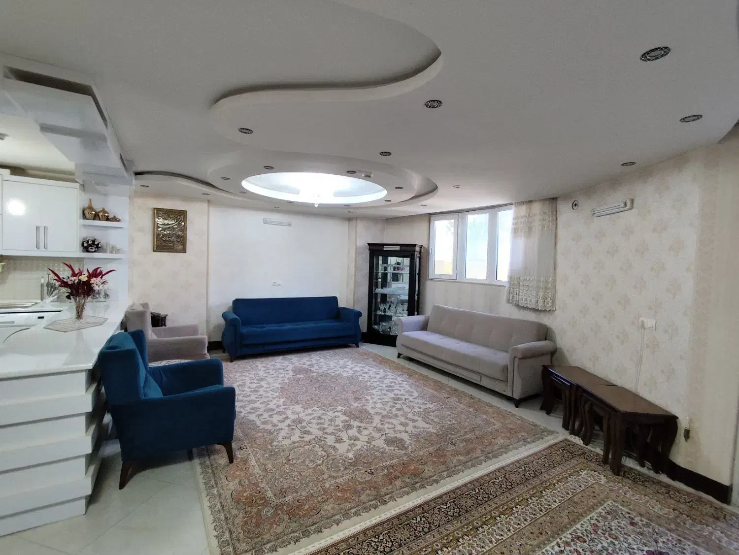 آپارتمان 100متری/برخیابان فردوسی/دو خوابه/دو واحدی|فروش آپارتمان|بروجن, |دیوار