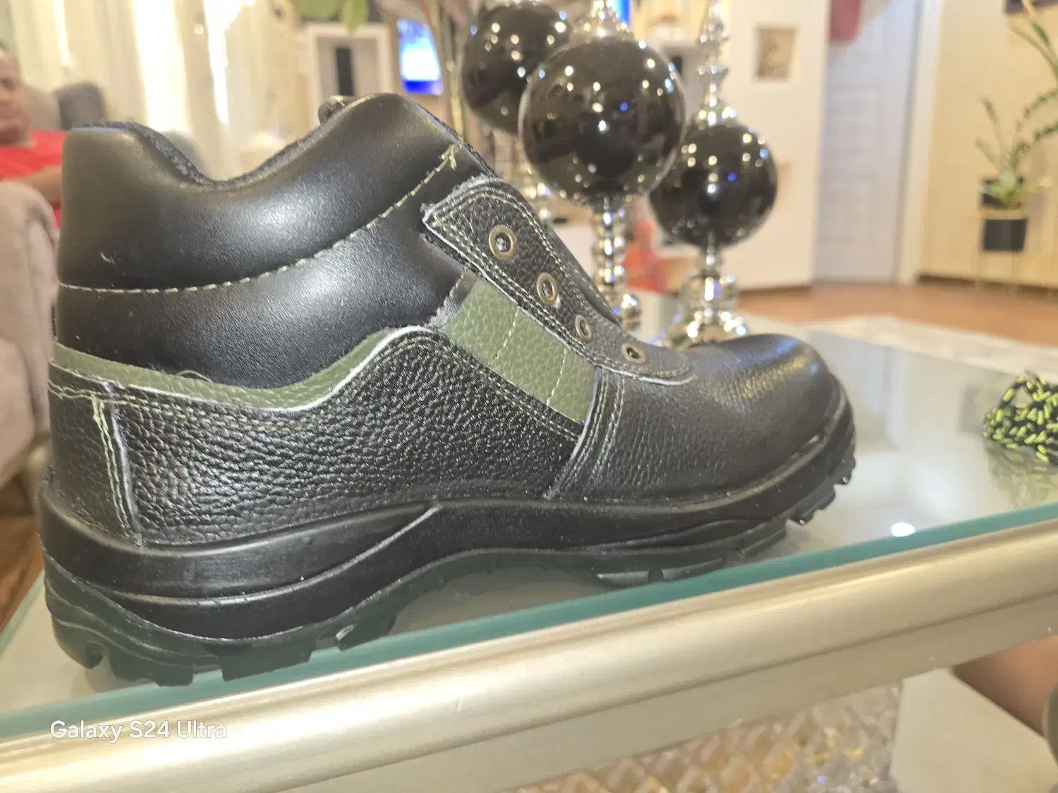 کفش ایمنی شرکت پای آرا سایز ۴۲|کیف، کفش، کمربند|اهواز, کوی نفت|دیوار