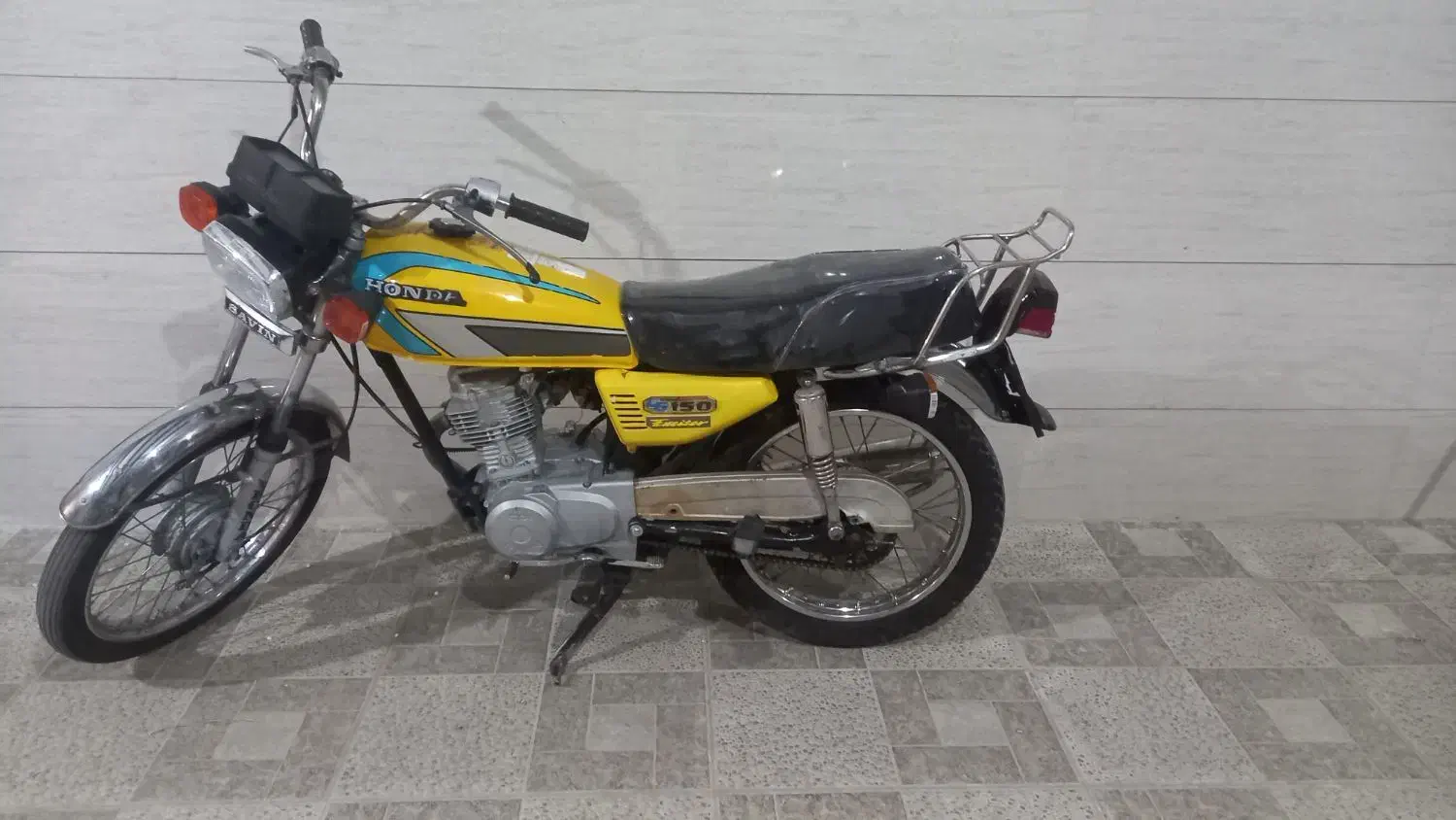 موتور سیکلت پلاک ملی ۱۲۵ درحد|موتورسیکلت|خرم‌آباد, |دیوار