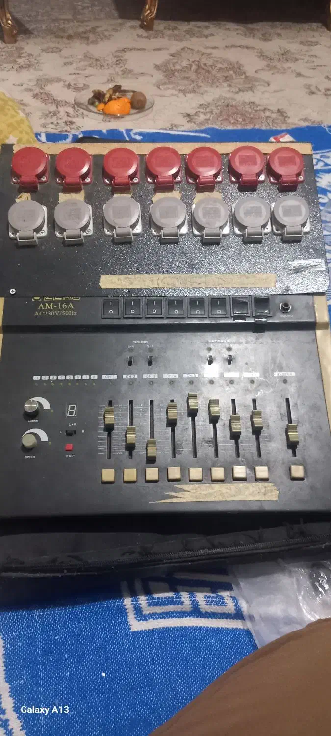 یگ عدد دستگاه نور پردازی|آلات موسیقی|اصفهان, سرچشمه|دیوار