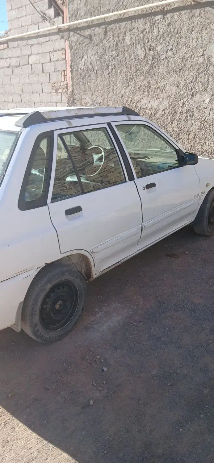 ۱۳۲مدل ۸۸رنگ سفید|خودرو سواری و وانت|قائن, |دیوار