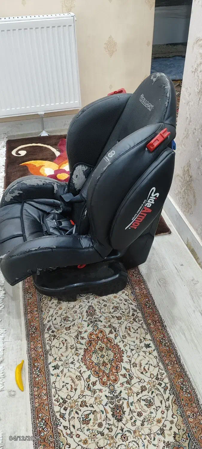 صندلی کودک|تخت و صندلی بچه|سنندج, |دیوار