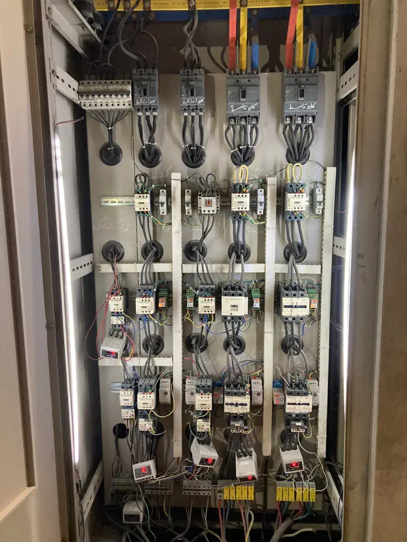 برقکار صنعتی|خدمات پیشه و مهارت|فلاورجان, |دیوار