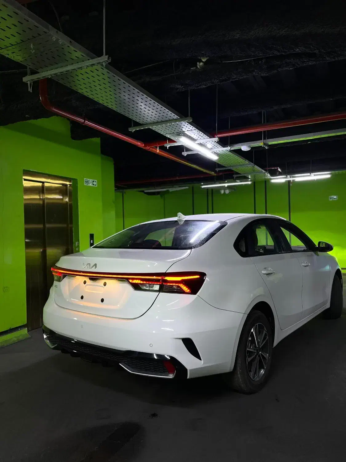 کیا  k3 2025|خودرو سواری و وانت|تهران, حکمت|دیوار