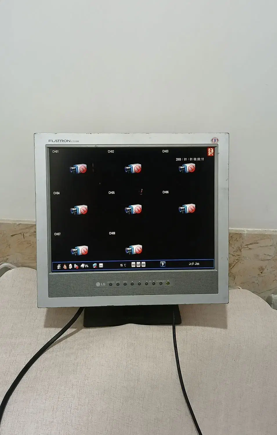 مانیتور دوربین و کامپوتر با کابل برق و کابل تصویر|قطعات و لوازم جانبی رایانه|همدان, |دیوار