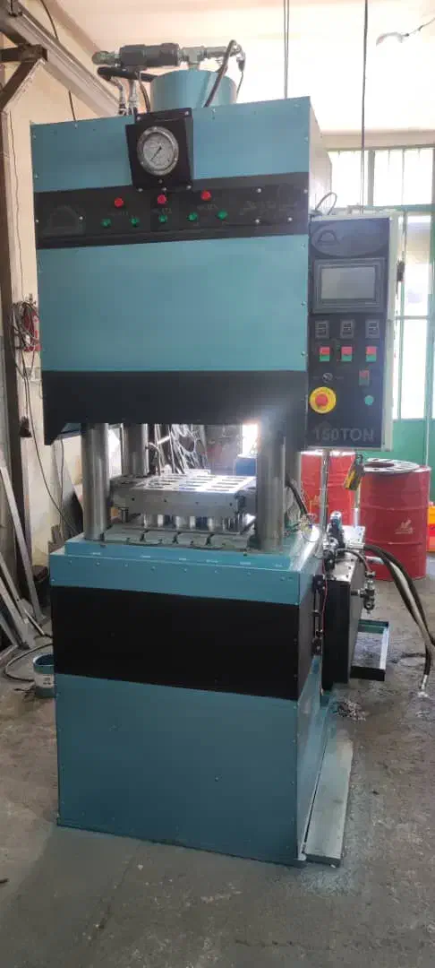 ماشین آلات آزمایشگاهی کارخانه های لنت ترمز|ماشین‌آلات صنعتی|فردیس, شهرک شهید حسینی|دیوار