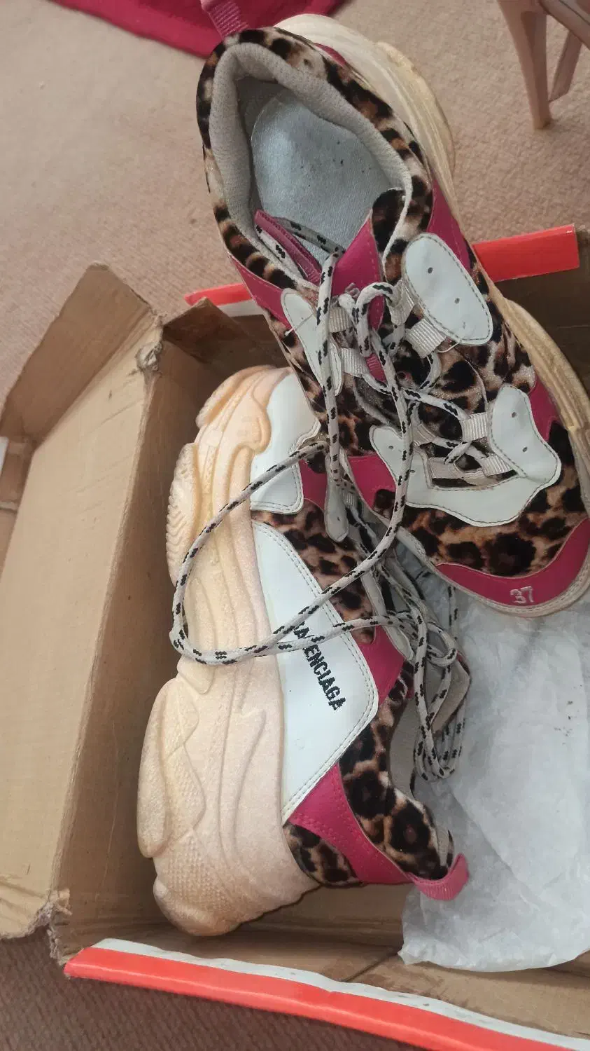 کفش و کیف زنانه مجلسی، اسپرت|کیف، کفش، کمربند|مسجد سلیمان, |دیوار