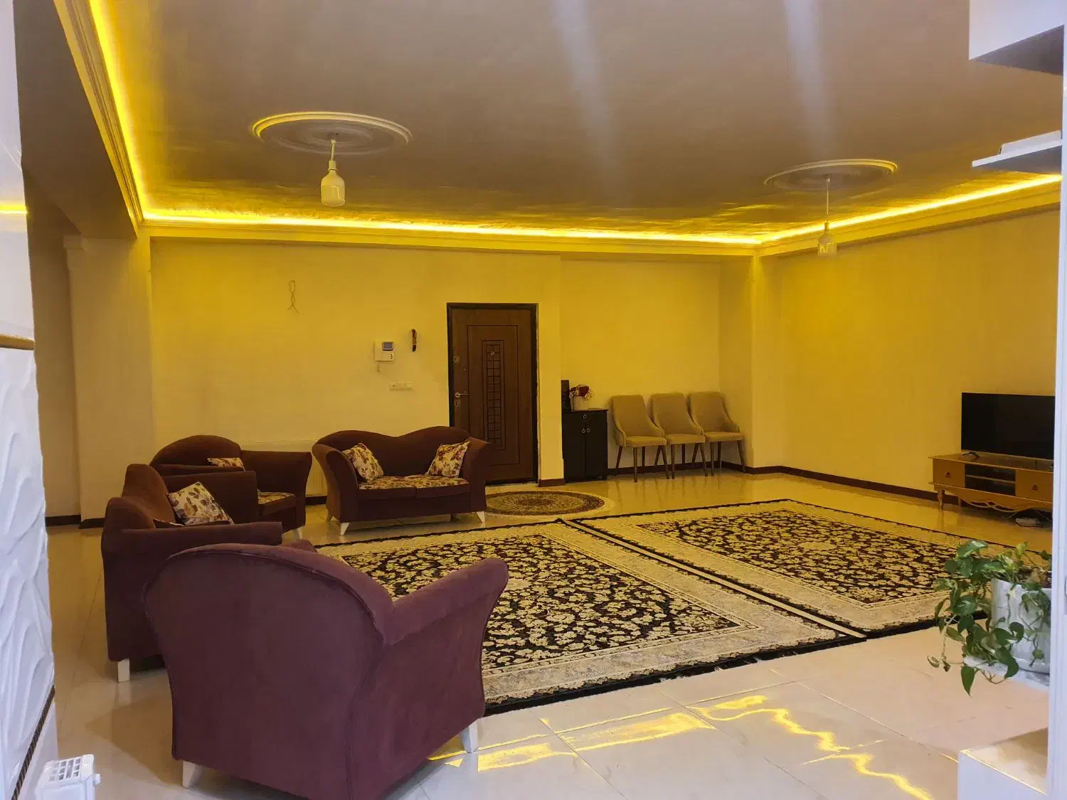 اجاره آپارتمان ۱۳۵ متری نصیرشهر|اجارهٔ آپارتمان|رباط‌کریم, نصیرشهر|دیوار