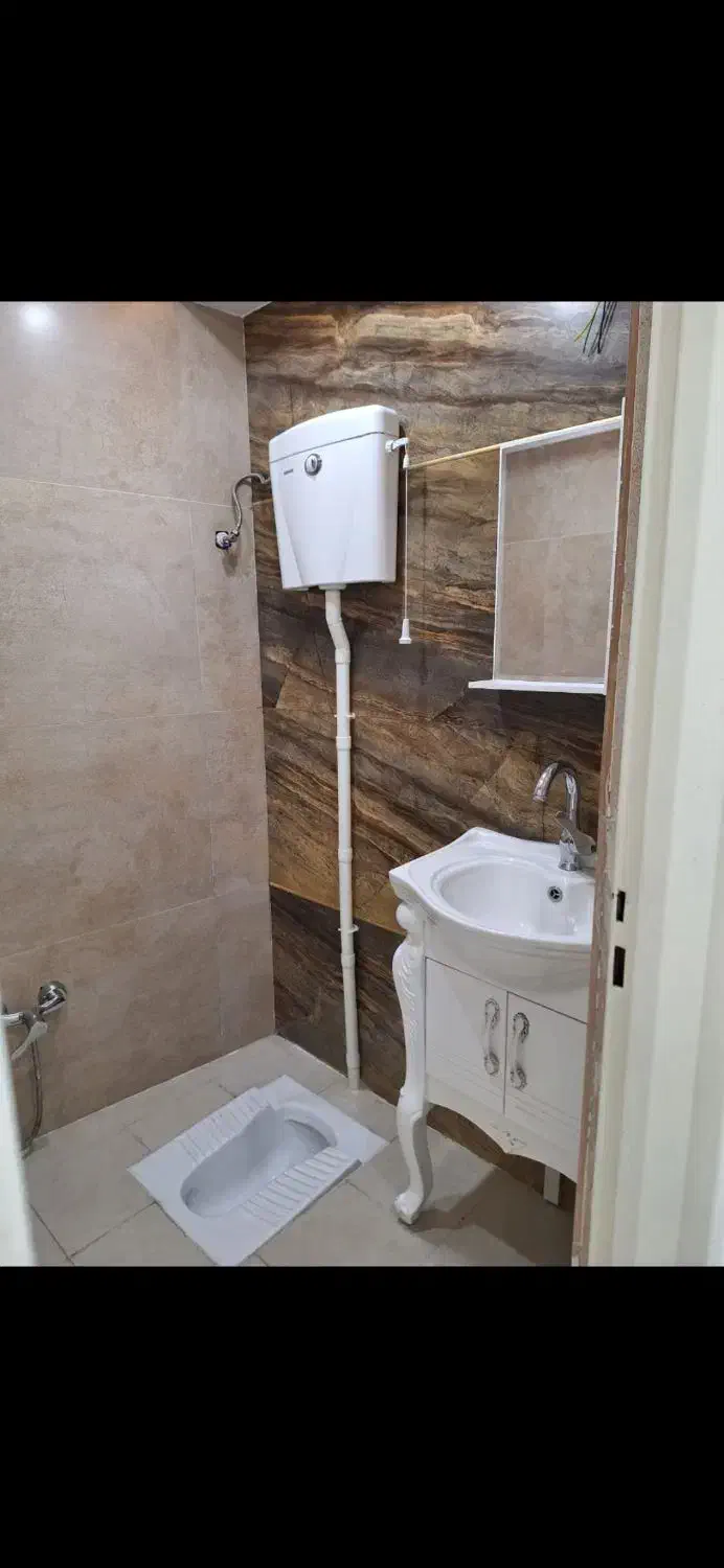 ۱۰۰متر نوساز تکواحدی پارکینگ آسانسور انباری  تخلیه