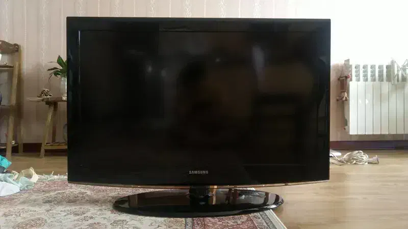 سامسونگ ۳۷ اصل نوی نو همراه میباکس|تلویزیون و پروژکتور|تهران, امامت|دیوار