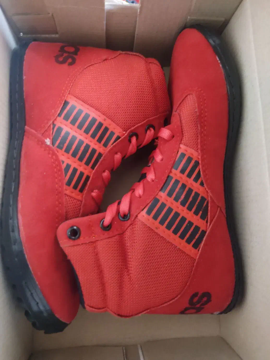 کفش کشتی آدیداس|تجهیزات ورزشی|نورآباد, |دیوار