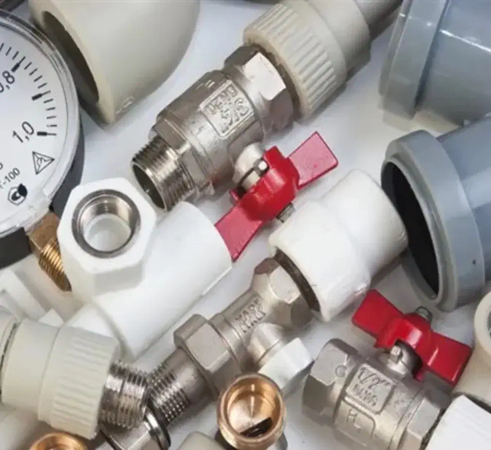 فروشنده|استخدام خدمات فروشگاه و رستوران|مهریز, |دیوار