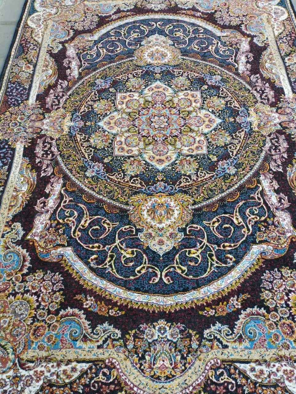 ۲ تخته ۶ متری|فرش|قم, نیروگاه|دیوار