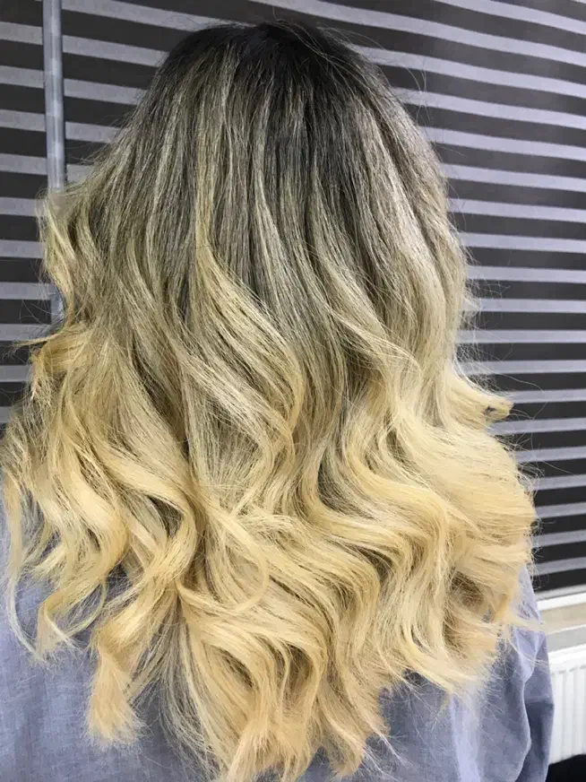 از ۱۱تا۲۰آذر تخفیفات بلک فرایدی رنگ و لایت|خدمات آرایشگری و زیبایی|کرمانشاه, |دیوار