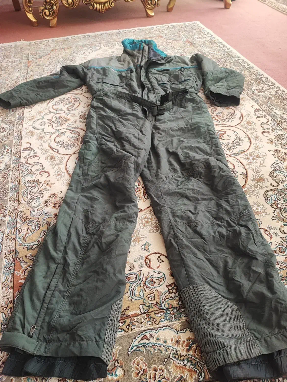 لباس سرهم|لباس|نقده, |دیوار