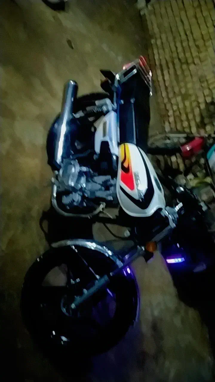 موتور ۲۰۰|موتورسیکلت|سرپل ذهاب, |دیوار