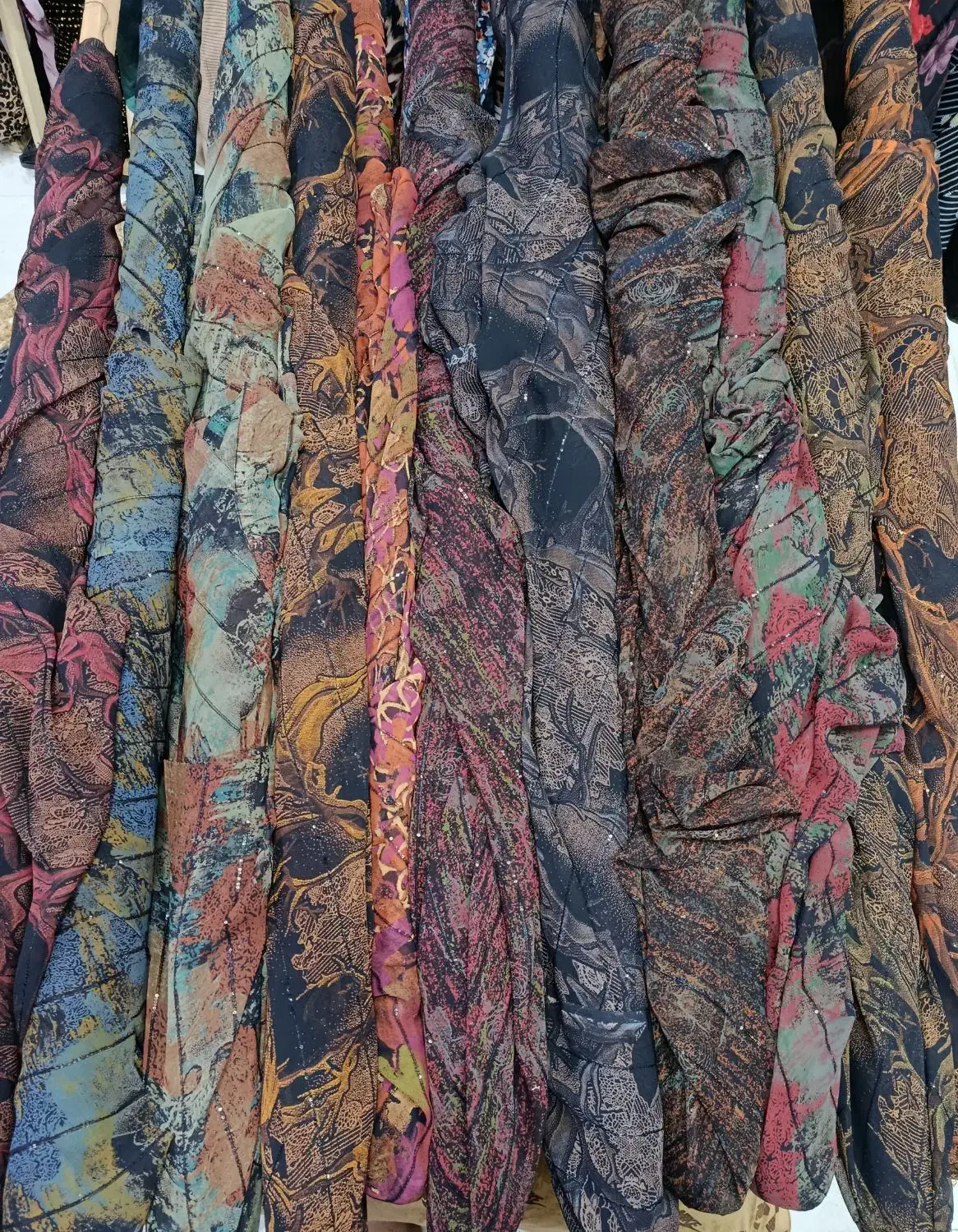 پولک مخفی در طرح و رنگ های مختلف|لوازم خیاطی و بافتنی|سنندج, |دیوار