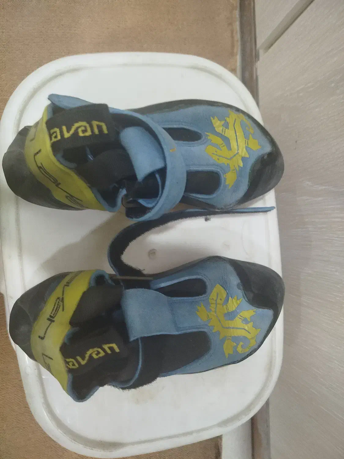 کفش سنگ نوردی دست دوم بچگانه لاوان|کوهنوردی و کمپینگ|برازجان, |دیوار