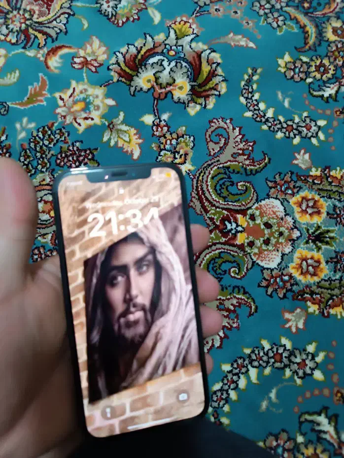 آیفون ۱۲ پرو ۲۵۶ در حد نو باتری ۸۰٪ با شارژر اصلی|موبایل|مشهد, امام رضا (ع)|دیوار