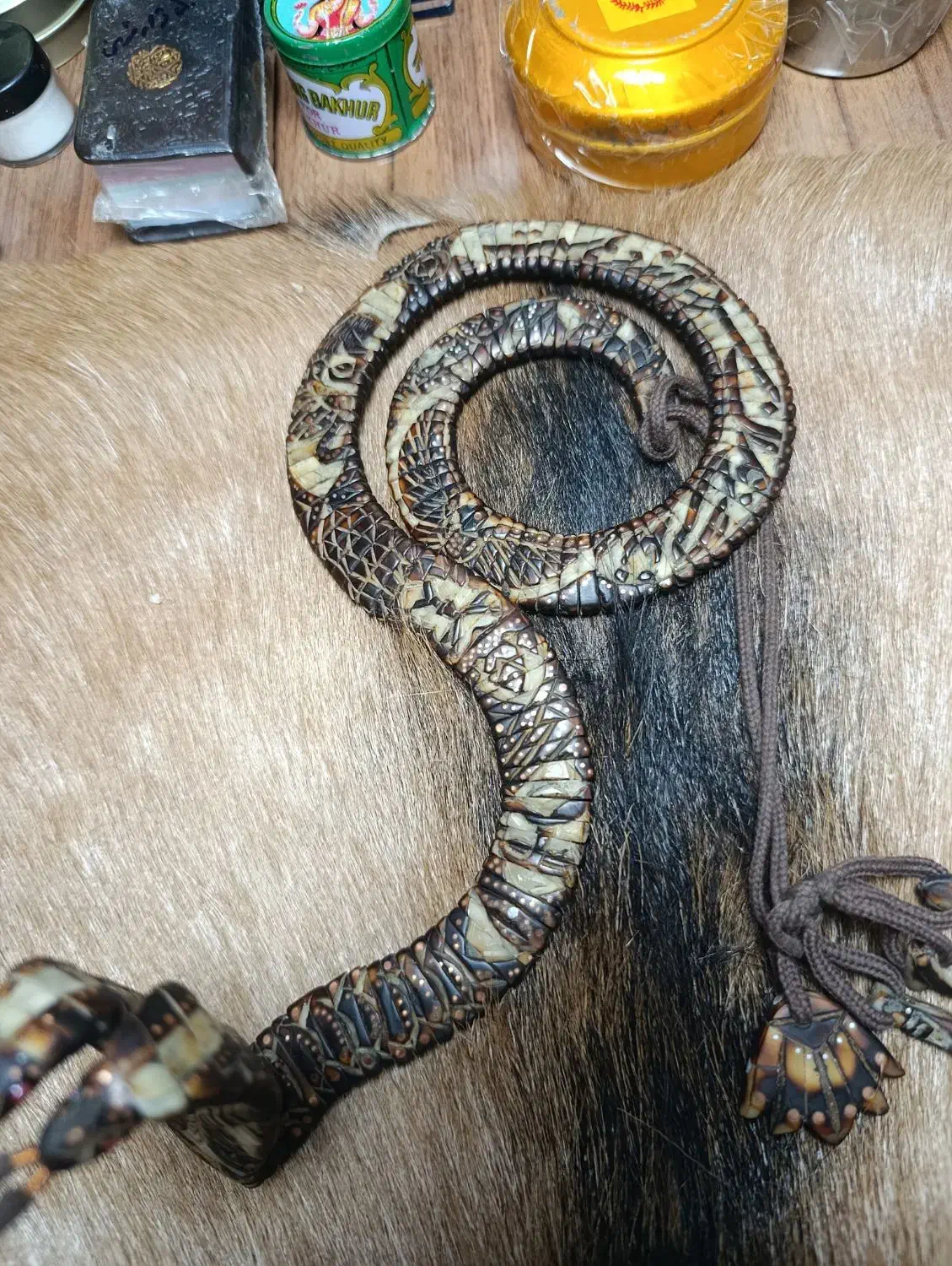 تسبیح هسته خرما حکاکی عقاب|بدلیجات|ارومیه, |دیوار