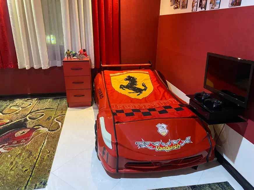 تخت مدل ماشین فراری با پتو بطور ست|تخت و سرویس خواب|تهران, گلستان (شهرک راه آهن)|دیوار