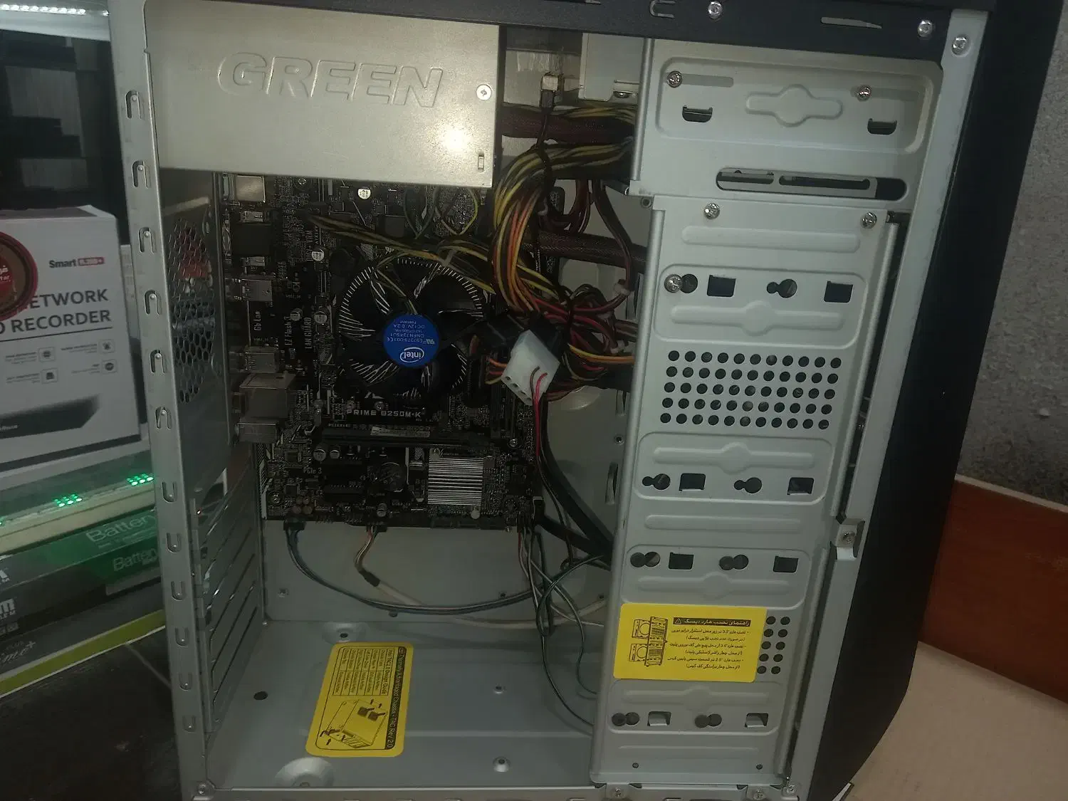 سیستم اقتصادی مخصوص کارهای اداری|رایانه رومیزی|تهران, فلسطین (میدان انقلاب)|دیوار