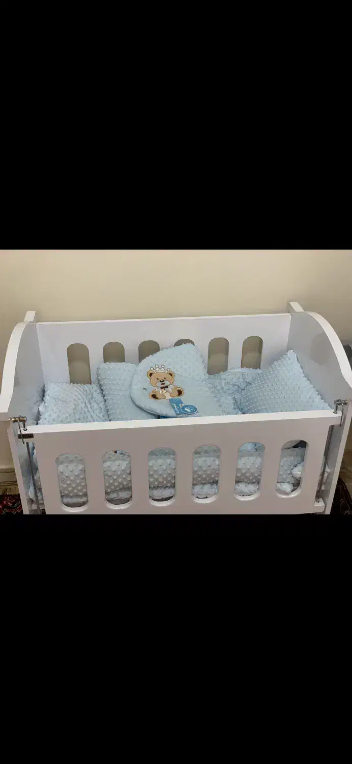 تخت نوزادی تا۳سال|اسباب و اثاث بچه|بندرعباس, |دیوار