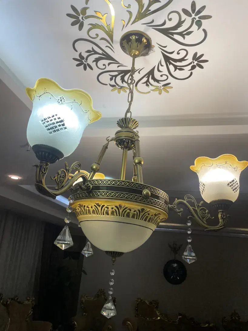 لوستر کلاسیک ۶ شعله، در حد نو|لوستر و چراغ آویز|مشهد, سید رضی|دیوار