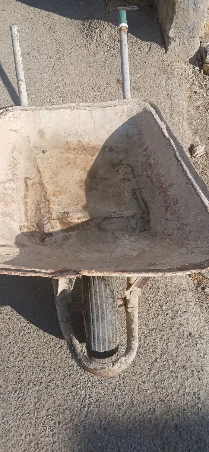 نردبان و فرغون|مصالح و تجهیزات ساختمان|هشتگرد, سیف آباد|دیوار