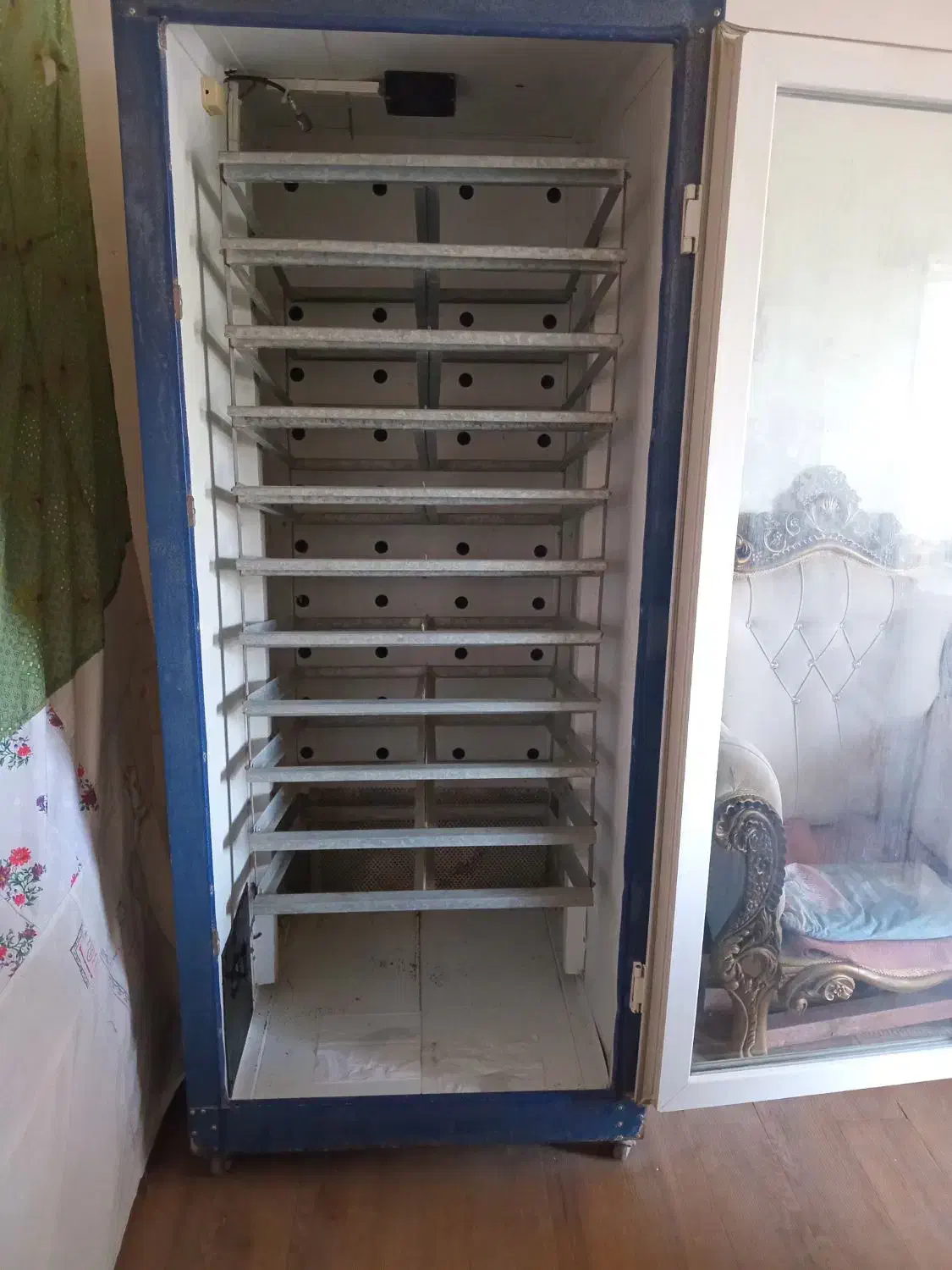 دستگاه جوجه کشی ۱۹۰۰عددی کم کار وتضمینی|لوازم جانبی حیوانات|بازرگان, |دیوار