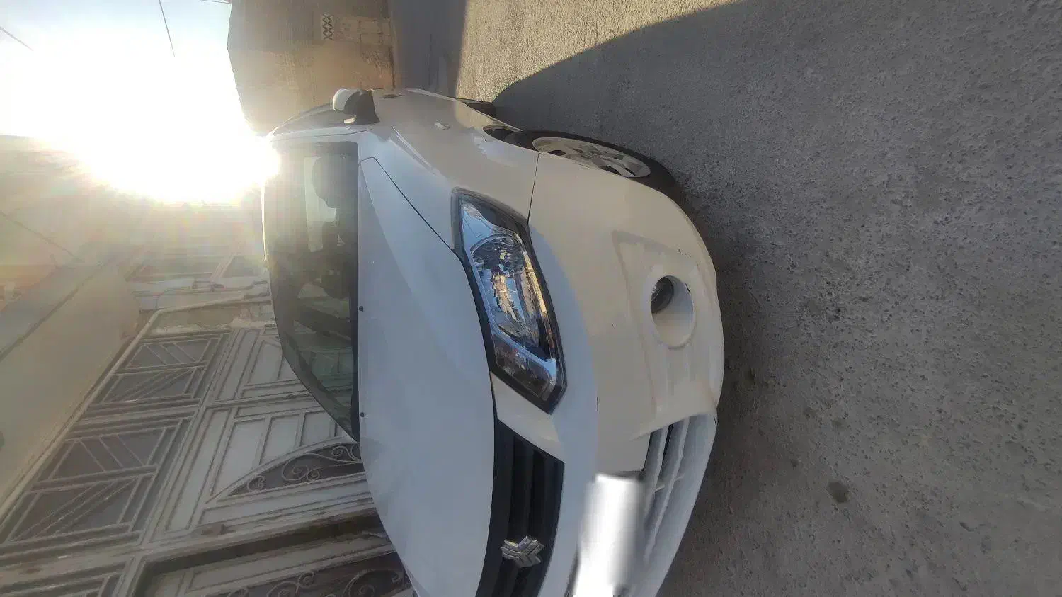 ساینا سفید دنده ای خانگی تمیز کم کار|خودرو سواری و وانت|خمینیشهر, |دیوار