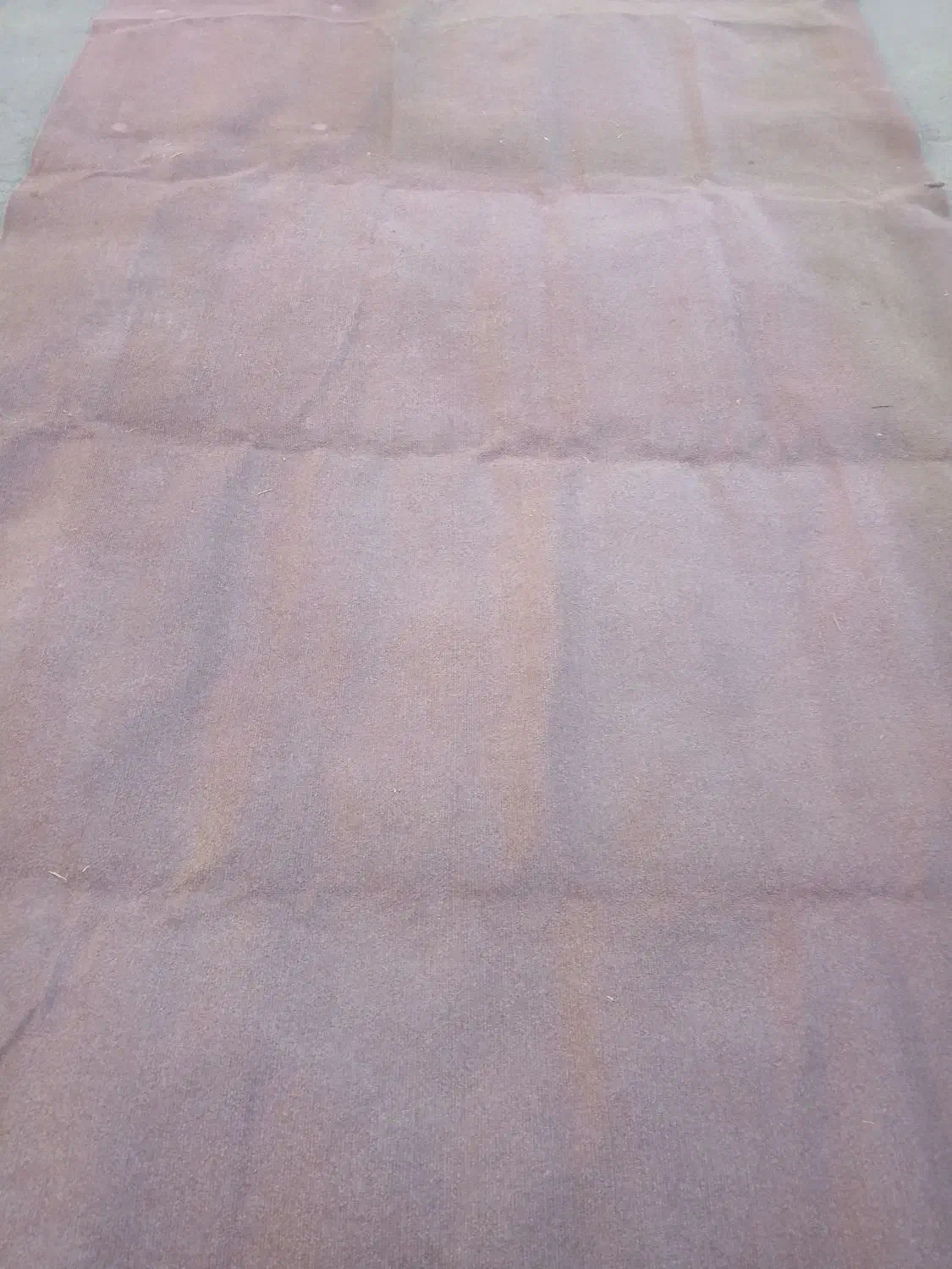 موکت طرح داروساده ویک عددفرش کناره قرمز|موکت|ملایر, |دیوار