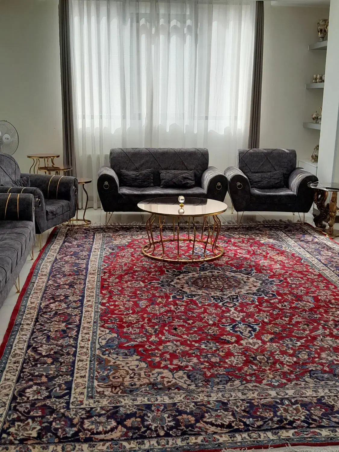 فرش دستباف قدیمی|فرش|نجف‌آباد, شهرک بهاران|دیوار