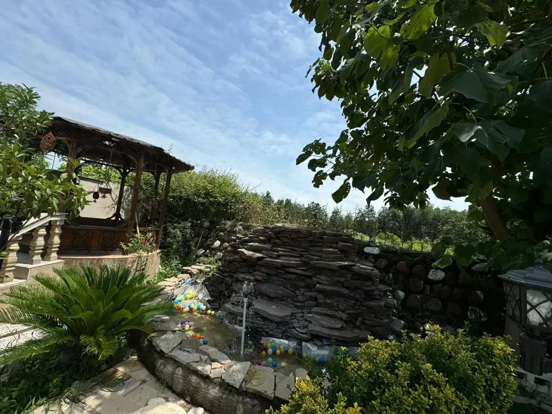 ویلا دوبلکس استخردار لب رودخانه با ویو جنگلی|اجارهٔ کوتاهمدت ویلا و باغ|شفت, |دیوار