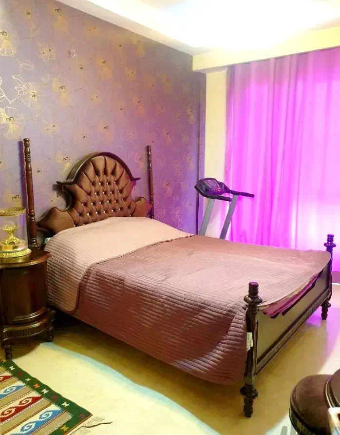 ۱۳۰ متر/۳خواب/بازسازی دوطرف افتابگیر