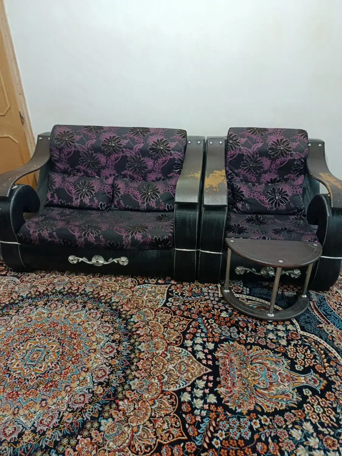 مبل شش نفره وجلومبلی ومیز|مبلمان خانگی و میز عسلی|پیر بکران, |دیوار