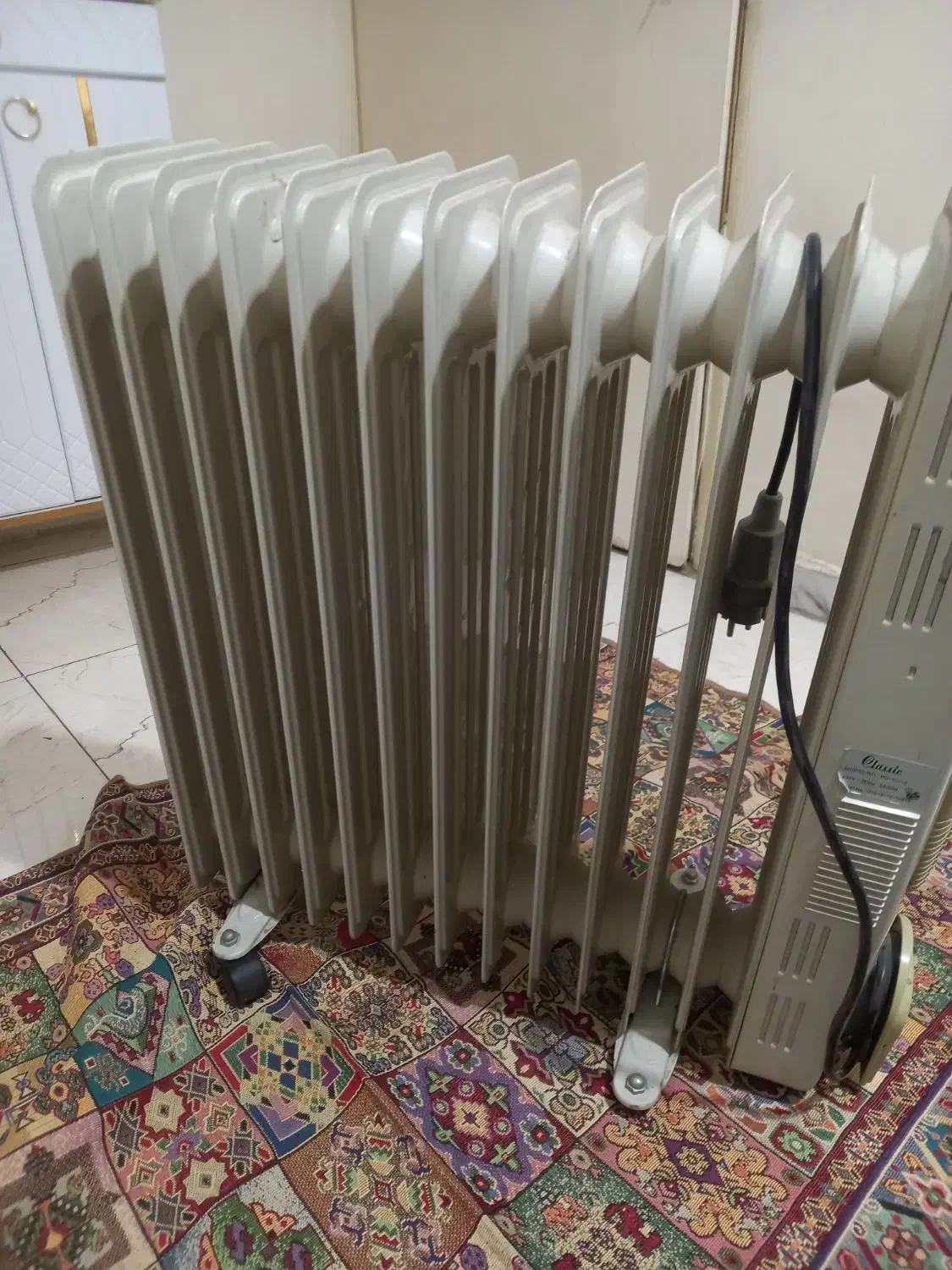 شوفاژ برقی ۱۲ پره ۷۰۰۰۰۰۰|آبگرمکن، پکیج، شوفاژ|تهران, زیبادشت|دیوار