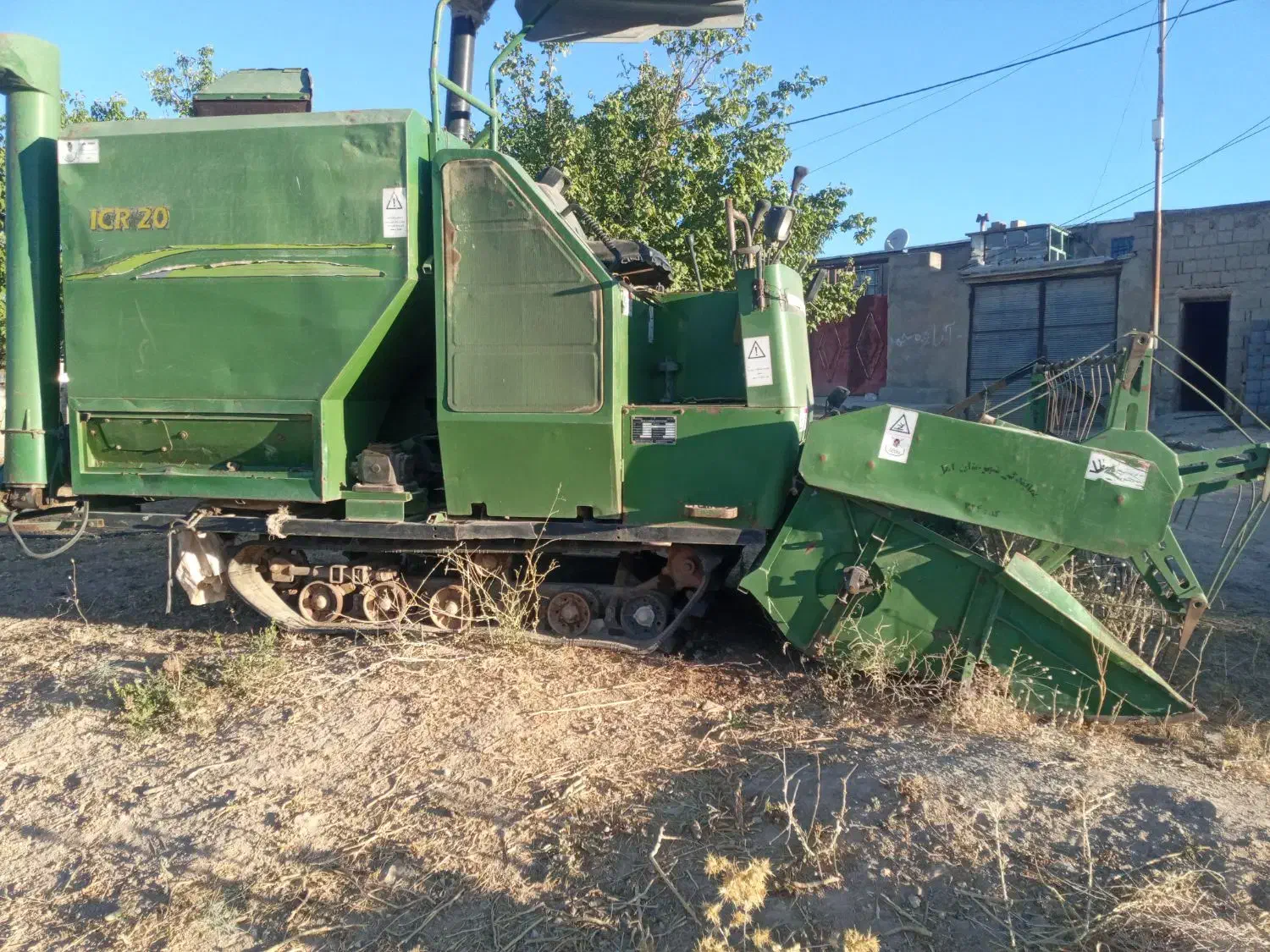 کمباین چری ۲۰۱۷زنجیری|خودرو سنگین|سنندج, |دیوار