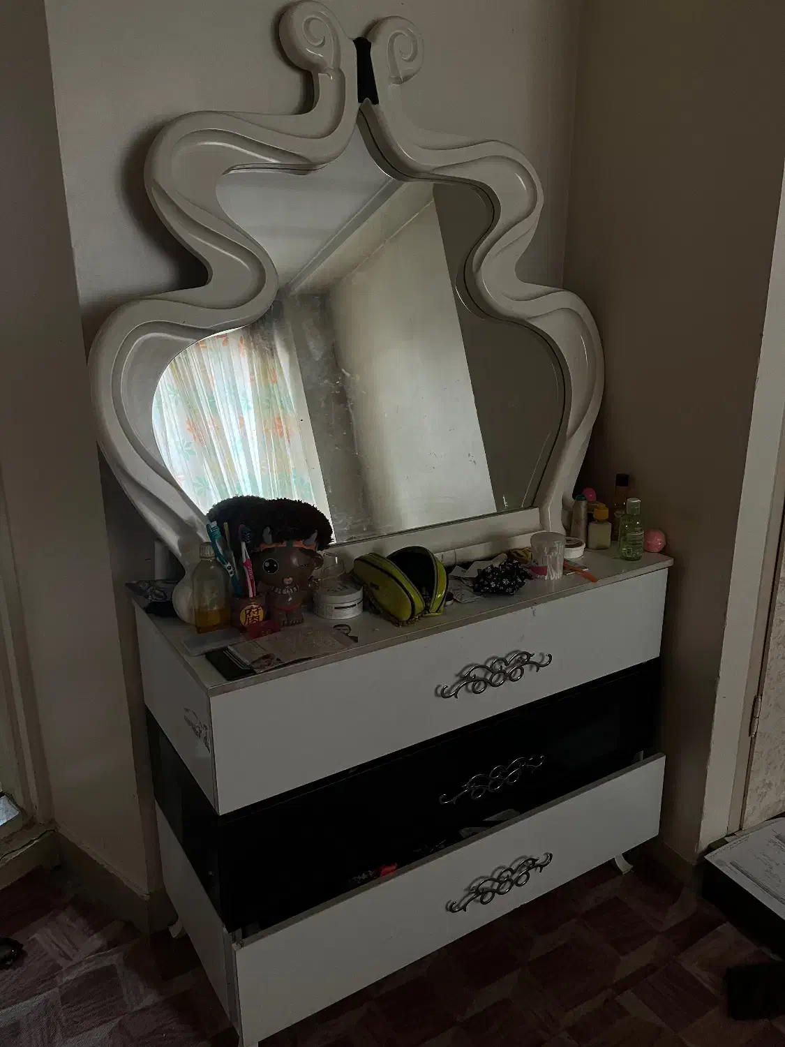 سرویس خواب و مبل|تخت و سرویس خواب|تهران, بهداشت|دیوار