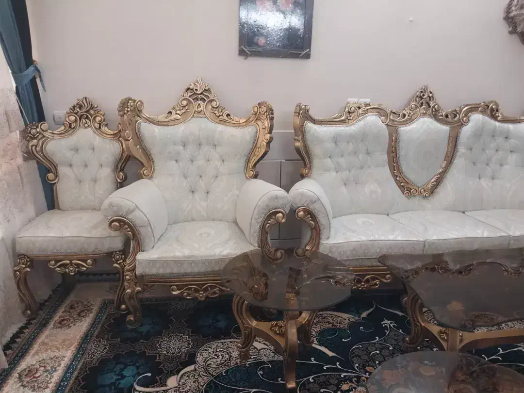 مبل سلطنتی خوش نشین شیک وباکلاس|مبلمان خانگی و میز عسلی|اصفهان, دستگرده|دیوار