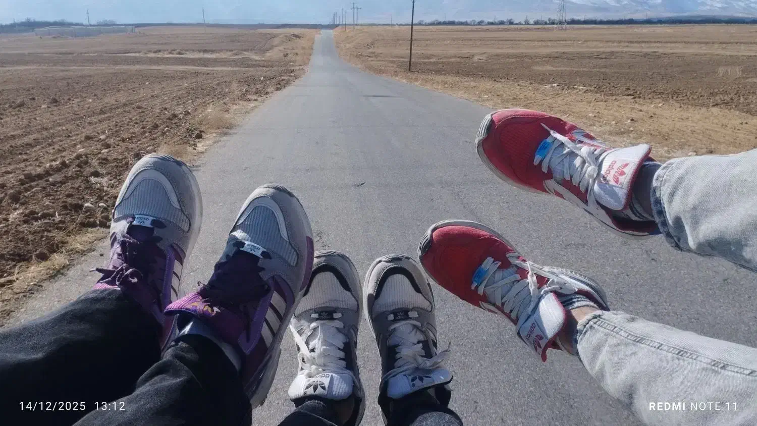 کفش zx|کیف، کفش، کمربند|اشترینان, |دیوار