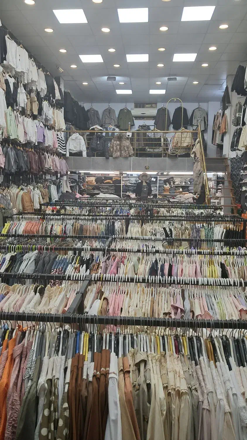 فروشندگی در لباس فروشی|استخدام خدمات فروشگاه و رستوران|پارسآباد, |دیوار