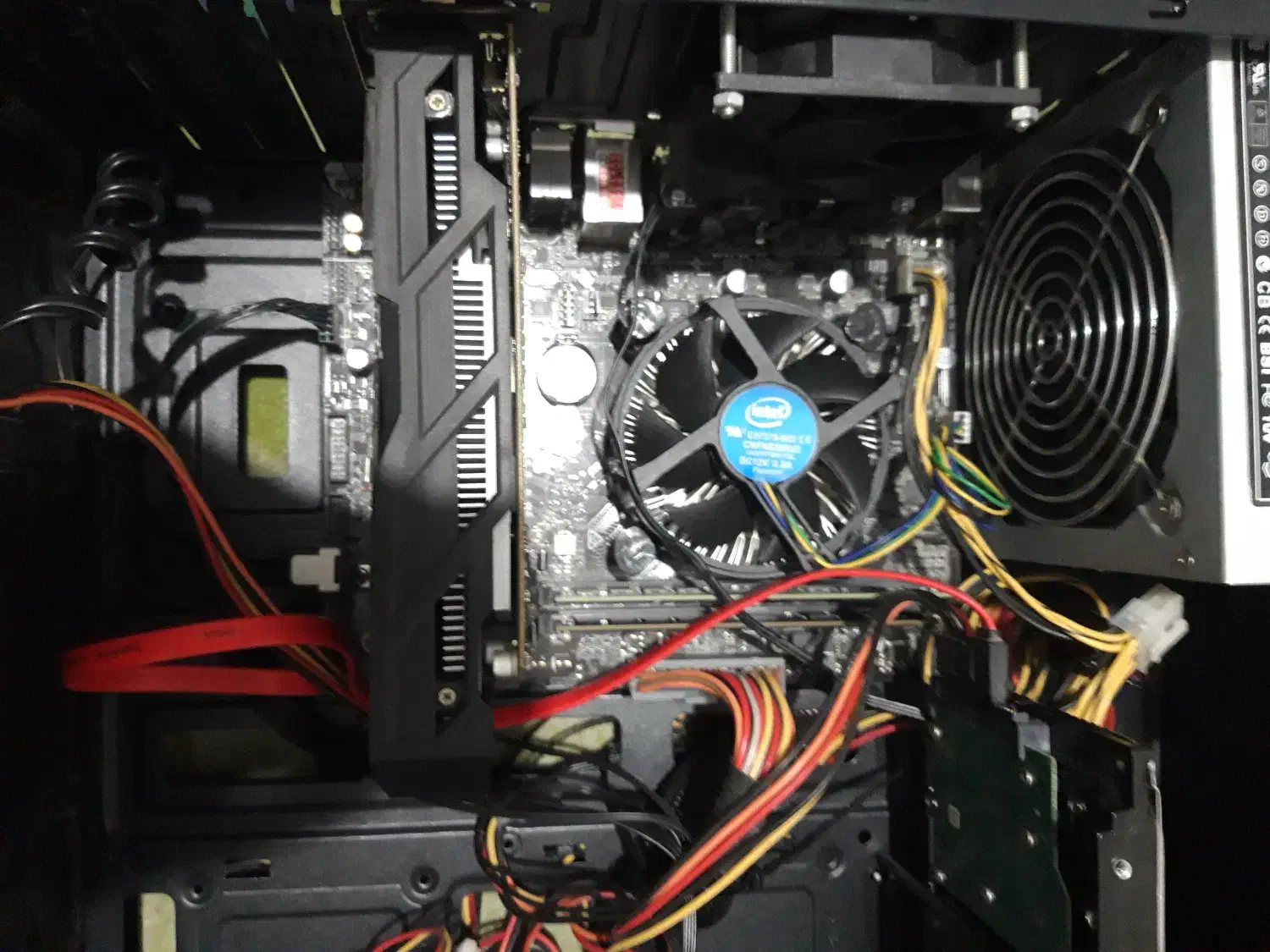 کارت گرافیک rx460 2g گیگابایت|قطعات و لوازم جانبی رایانه|فردیس, قریشی|دیوار