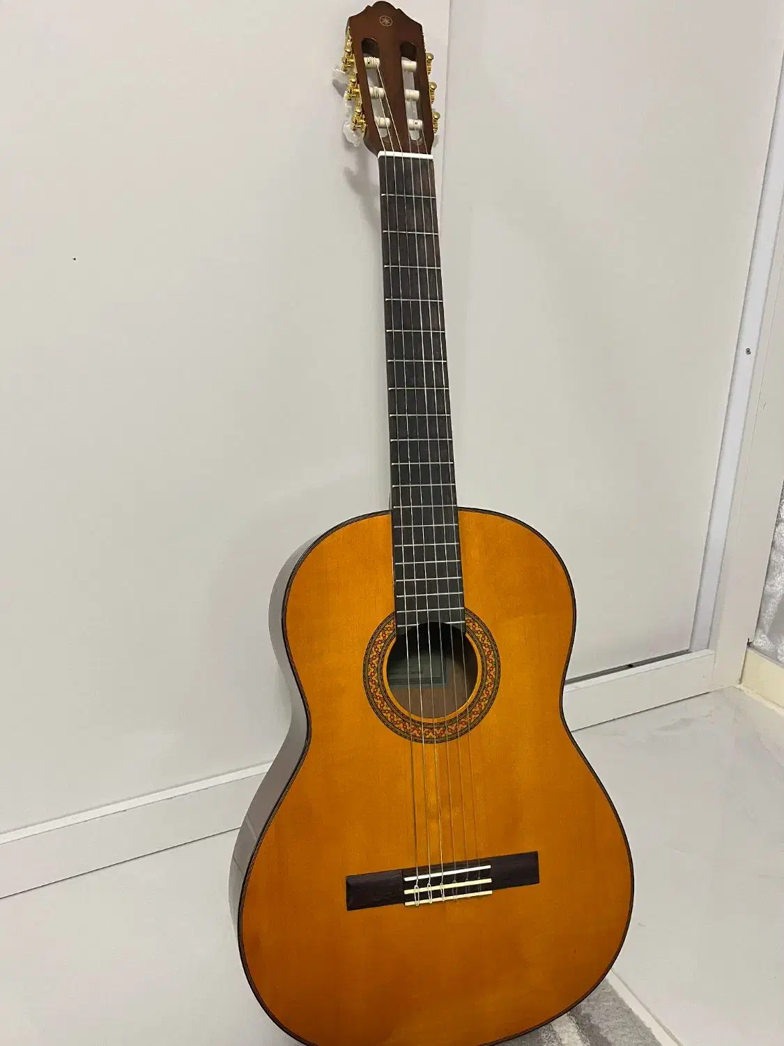 گیتار یاماها c70 مدل اندونزی|گیتار، بیس، امپلیفایر|فردیس, قریشی|دیوار