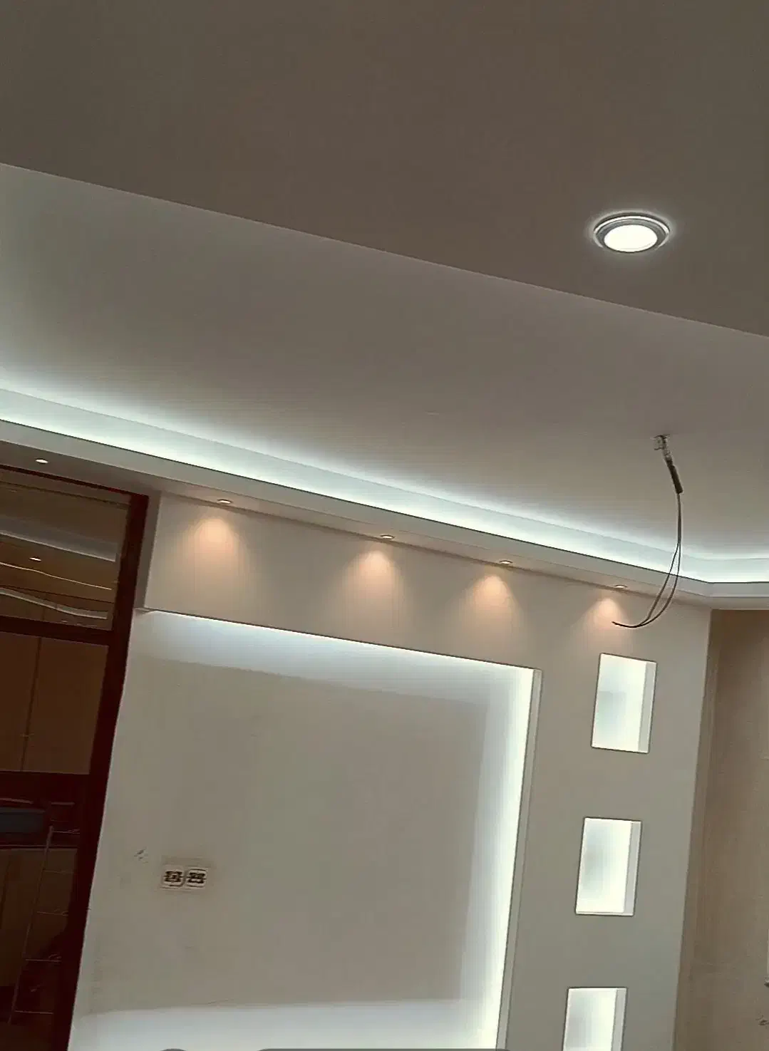 سیم کشی برقکاری ساختمان نصاب لوسترایفون اتصالی|خدمات پیشه و مهارت|اردبیل, |دیوار