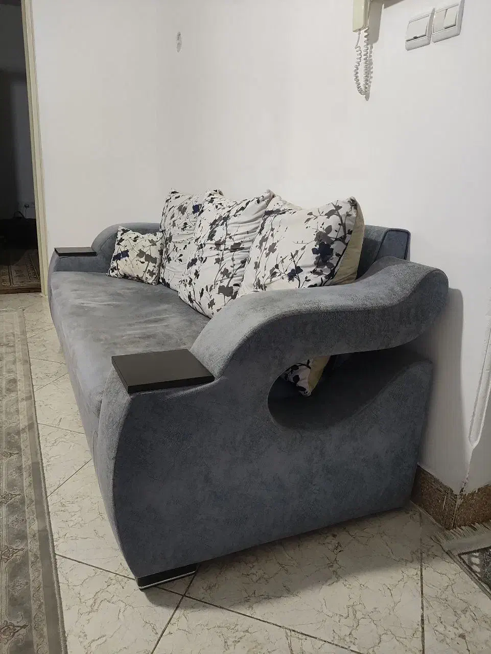 مبل راحتی|مبلمان خانگی و میز عسلی|رباط‌کریم, رباط‌کریم|دیوار