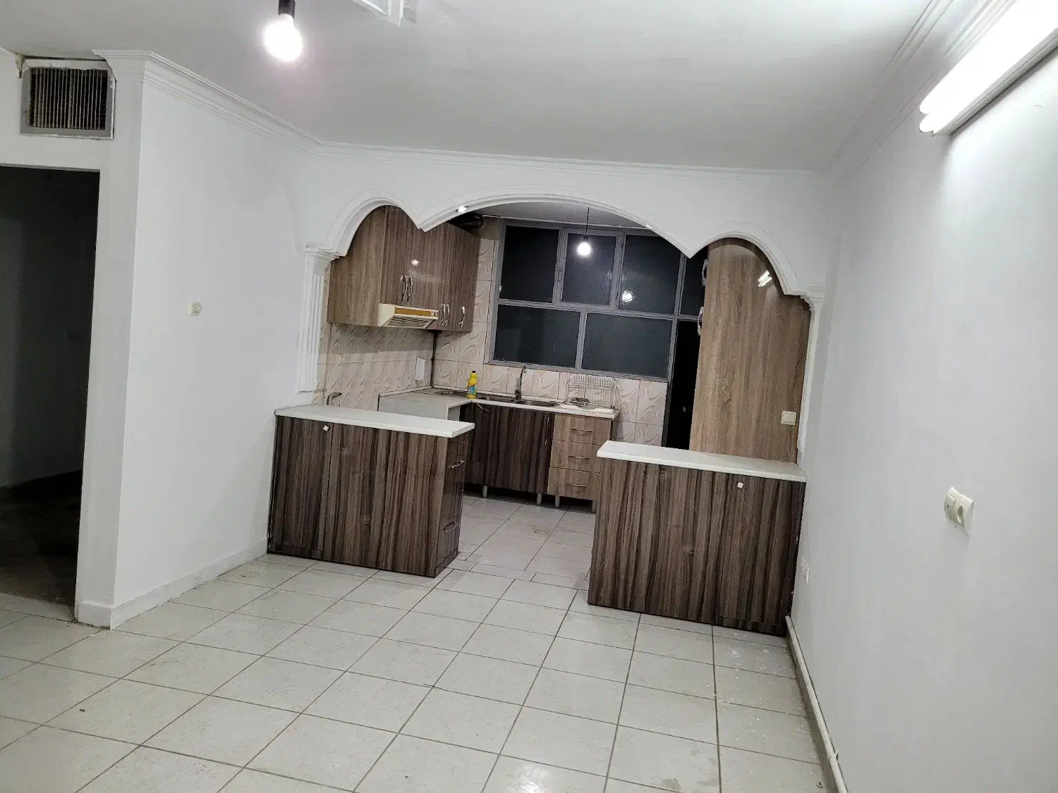 واحد۶۰متری حیاط دار|اجارهٔ آپارتمان|تهران, شهرک ولیعصر شمالی|دیوار