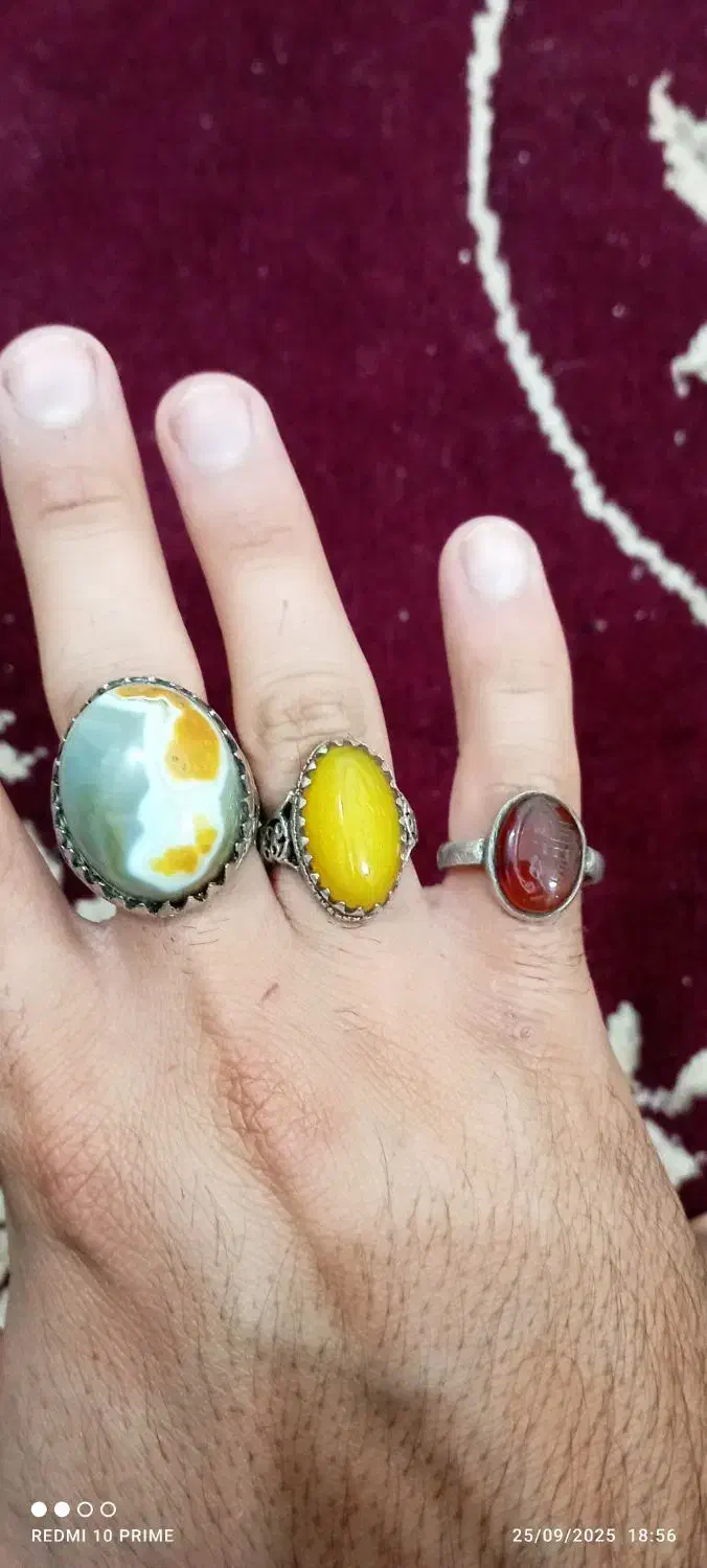 انگشتر  با کفتر معاوضه دارم  یا مرغ تخم گذار|جواهرات|میبد, |دیوار