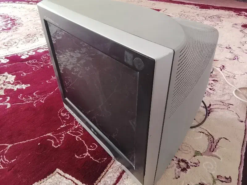 مانیتور|رایانه رومیزی|قائن, |دیوار